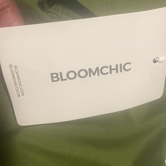 Solid Button Front Elastic Waist Blouse - Picture 4 of 4